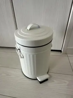 ニトリ ペダルペール　ソフトクローズ　5L アイボリー