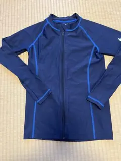 Nike ラッシュガード 150サイズ ネイビー
