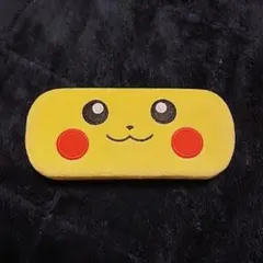 【美品】ポケモン　ピカチュウ　メガネケース