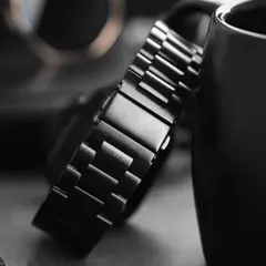 アップルウォッチ 漆黒の金属帯（メタルバンド）　★特典付★