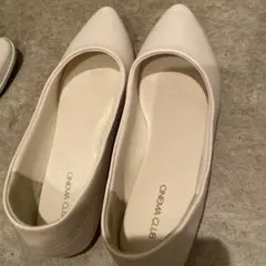 CINEMA CLUB ポインテッドトゥシューズ ホワイト