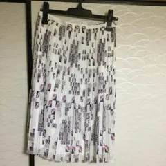 再お値下げ柄スカート美品