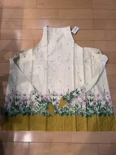 un jardin... en plus 花柄エプロン