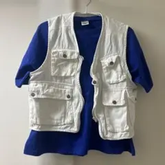ホワイトベストとブルーTシャツセット