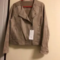 ベージュ ライダースジャケット スエード