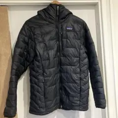 patagonia マクロパフフーディ　ウィメンズM