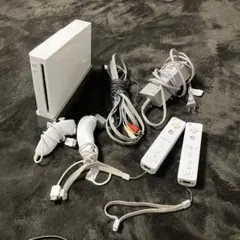 Wii 本体 リモコン・ヌンチャク (リモコン・ヌンチャクは一部ジャンク品)