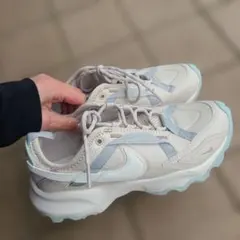 Nike ホワイト/ブルー スニーカー
