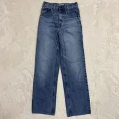 UNIQLO ライトブルーデニム 22（56cm）