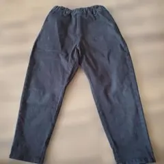 【GU】キッズ　男女兼用　のびのびワイドテーパードパンツ　130cm