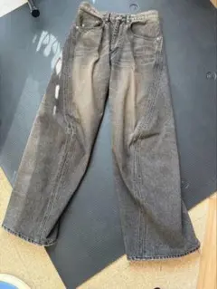 今週まで　NVRFRGT 3D TWISTED WIDE LEG JEANS