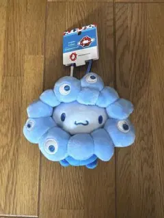 ミャクミャク✖️シナモロール カラビナ付きストラップ ぬいぐるみ　推しカラー 最安値】サンリオミャクミャク推しカラーカラビナシナモロール 大阪