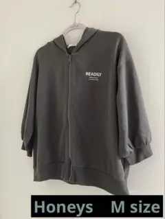 【Honeys】　ハニーズ　パーカー　ダークグレーＭ