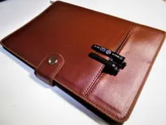 Item thumbnail for item c46069c4-65f8-44dc-ac32-762c9f4ae27a