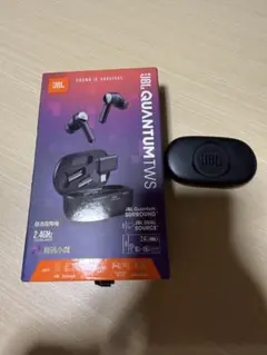 JBL Quantum TWS ワイヤレスイヤホン 本体