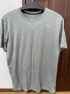 プーマ　PUMA トレーニング用グレーTシャツ