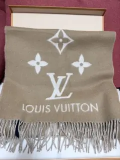 【美品】Louis Vuitton マフラー 箱付き