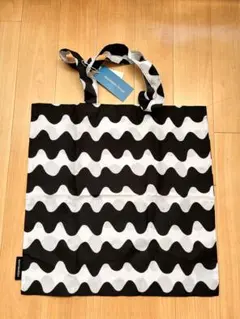 新品 COMME des GARCONS ホリデー トートバッグ 限定 - メルカリ