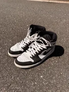 ナイキ エアジョーダン1 ホワイト/ブラック