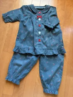 100cm キッズ　パジャマ　七分袖　上下セット　さくらんぼ柄のサムネイル