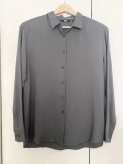 UNIQLO グレー 長袖シャツ Lサイズ