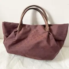 Item thumbnail for item 44c027f3-7a53-4aeb-a1d5-38153be98b5a