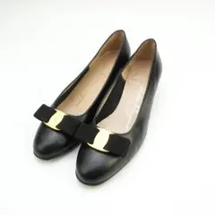 サルヴァトーレフェラガモ 7 24.0 ヴァラ リボンパンプス 黒/KD29