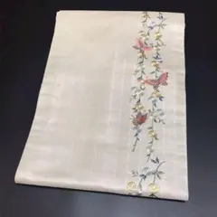 ［7080］名古屋帯 美品 舞蝶花文様 刺繍 金糸 九寸 シルバー 正絹 着物