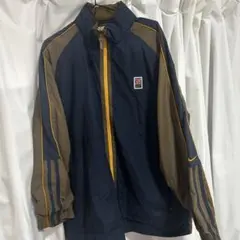 Nike ナイロンジャケット 　ビンテージナイキ　オールドナイキ　古着