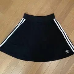 adidas Originals ミニスカート　アディダス 3本ラインのサムネイル