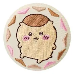 ちいかわ　刺繍缶バッジ　５．くりまんじゅう