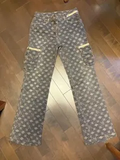 伊太利屋 モノグラム 総柄 カーゴパンツ ストレッチ デニム感 サイズ7号