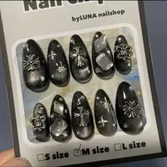 韓国ネイル うる艶ネイル y2kネイル キラキラ ブラック 水光マグネット