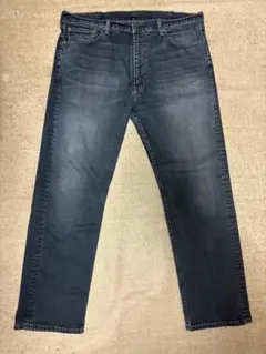 Levi's ダークブルー ストレートデニム
