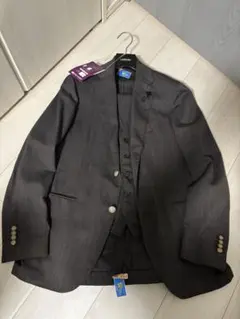 ラルディーニ　3ピーススーツ48【クリーニング済み、ハンガー、ブートニエール付】