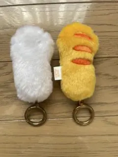 肉球デザインキーホルダー 2色セット