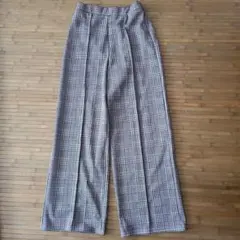 試着のみ チェック柄　センタープレス入りパンツ　茶系