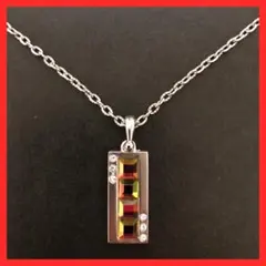 シルバーカラー×ラインストーン×ジルコニアのプレートネックレス⭕️商品説明必読