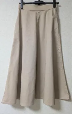 UNIQLO ベージュ フレアスカート Sサイズ　+ GU インナースカート