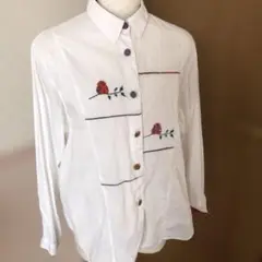 刺繍とパッチワーク柄の長袖シャツ　海外古着　お値下げしました。