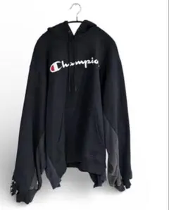 希少モデル】DISCOVERED Champion 再構築 スウェット - メルカリ