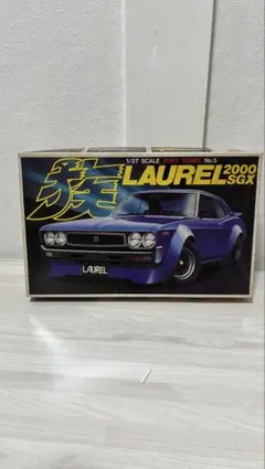 バンダイ 族シリーズ No.5 ローレル2000SGX 1/27 - メルカリ