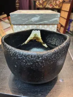 送料無料　松楽造　富士山文黒楽茶碗　★希少品★　木箱付　茶道具 2026年最新】黒楽茶碗富士山の人気アイテム - メルカリ