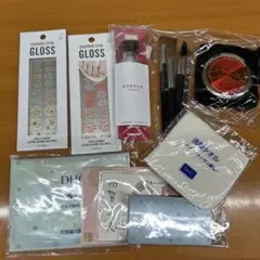 【最終値下】DASHING DIVA GLOSS 用ネイルシールとブラシセットのサムネイル