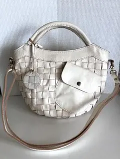 ズッケロフィラート 編み込みショルダーバッグ