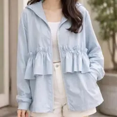 ラッシュガード　長袖　フリル　フード　ブルー　水色　トップス