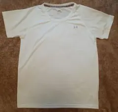 【美品】Under Armour ホワイト 半袖Tシャツ　レディース　Mサイズ