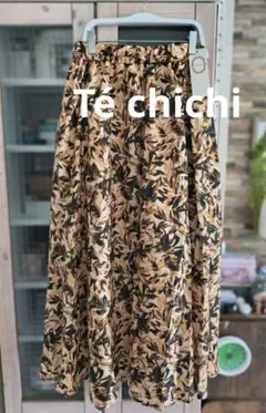 Té chichi　テチチ　ボカシリーフプリントフレアスカートのサムネイル