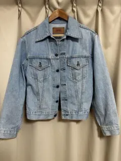 Item thumbnail for item 3988e458-4cb3-4e7d-865e-6fbb441025b2