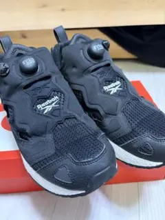 Reebok Instapump Fury ブラック